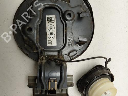 fuel-flap-peugeot-108-2014-32286157 main image