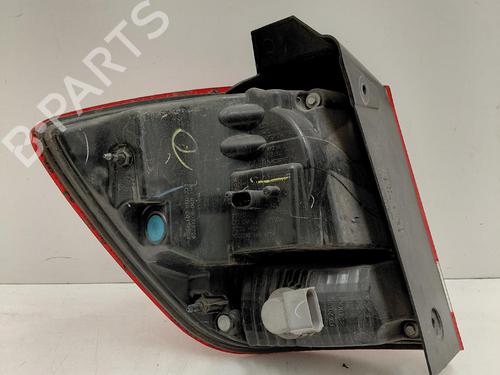 right-taillight-fiat-freemont-345_-2011-36481058 main image