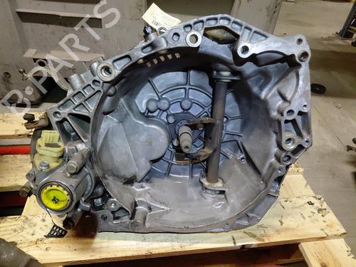 Boîte de vitesses PEUGEOT 306 (7B, N3, N5) 1.9 SRDT (90 hp) 32110170