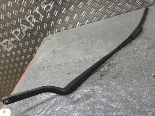 Used Front windshield wiper arm RENAULT TWINGO III (BCM_, BCA_) 0.9 TCe 90 (BCM9, BCM2) (90 hp) 24766031