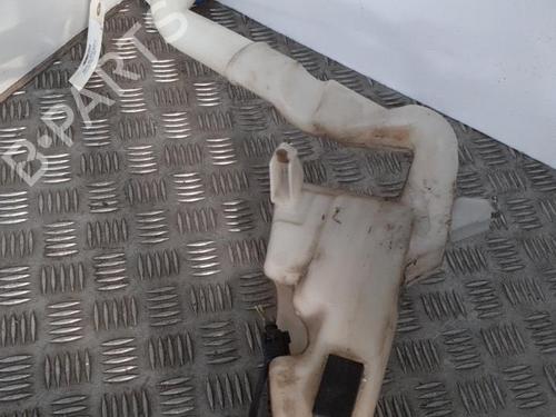Used Windscreen washer tank VW POLO (9N_, 9A_) 1.9 SDI (64 hp) 24747387