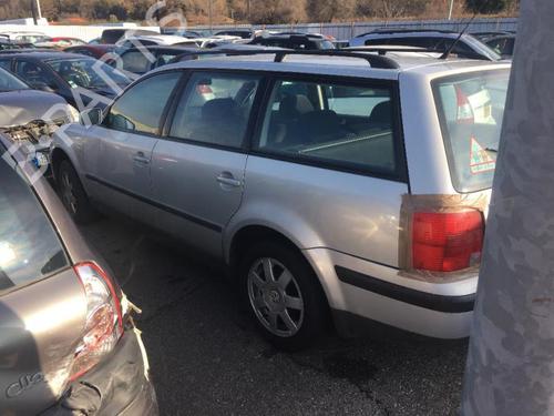 Right headlight VW PASSAT B5 Variant (3B5) 1.9 TDI | BP24752422C29  - Image 6