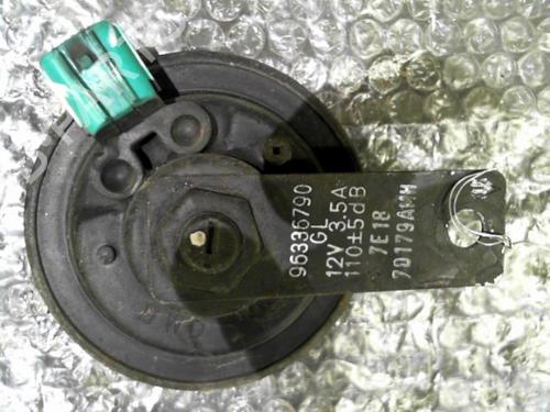 Used Horn Horn CHEVROLET NUBIRA Saloon 2.0 D (121 hp) 24745407 24745407