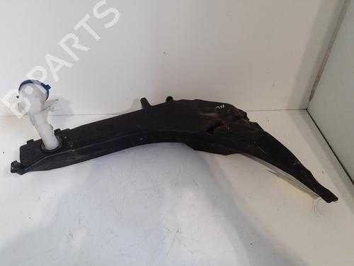 Used Windscreen washer tank PEUGEOT 308 II (LB_, LP_, LW_, LH_, L3_) 1.6 BlueHDi 120 (120 hp) 24753795