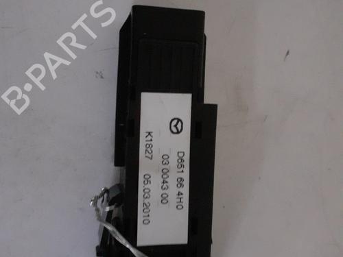 Used Warning switch Warning switch MAZDA 2 (DE_, DH_) 1.3 (DE3FS) (75 hp) 26718641 26718641