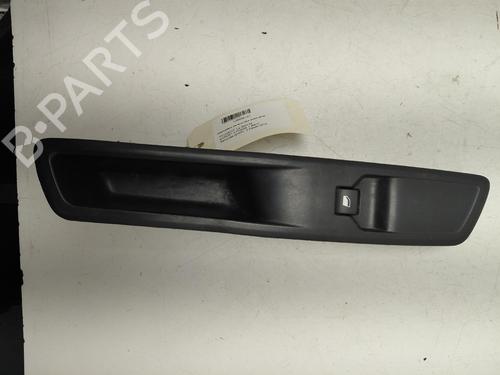 Used Right front window switch Right front window switch 36858398 36858398
