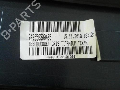 Used Third brake light Third brake light RENAULT CLIO IV (BH_) 1.5 dCi 90 (90 hp) 24740279 24740279