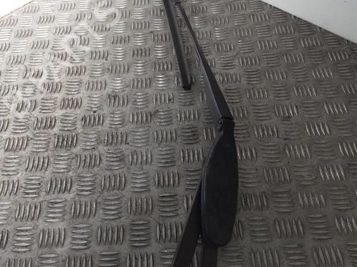 Used Front windshield wiper arm MERCEDES-BENZ GLC (X253) 350 d 4-matic (253.925) (258 hp) 24747051