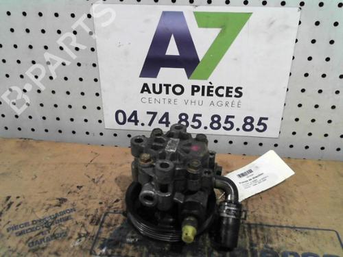 Used Steering pump Steering pump TOYOTA COROLLA Verso (ZER_, ZZE12_, R1_) 2.0 D-4D (CUR10_, CUR10R) (116 hp) 24752894 24752894