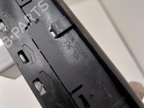 left-front-window-switch-renault-laguna-iii-bt01-2007-2008-2009-2010-2011-2012-2013-2014-2015-38642793 main image