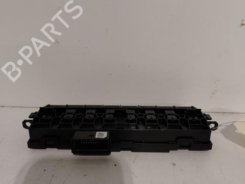 warning-switch-renault-clio-v-b7_-2019-31091003 main image