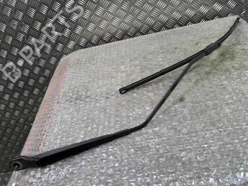 Used Front windshield wiper arm RENAULT SCÉNIC III (JZ0/1_) 1.5 dCi (86 hp) 24754909
