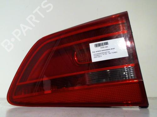 right-tailgate-light-vw-touran-1t3-2010-2011-2012-2013-2014-2015-2016-24741131 main image