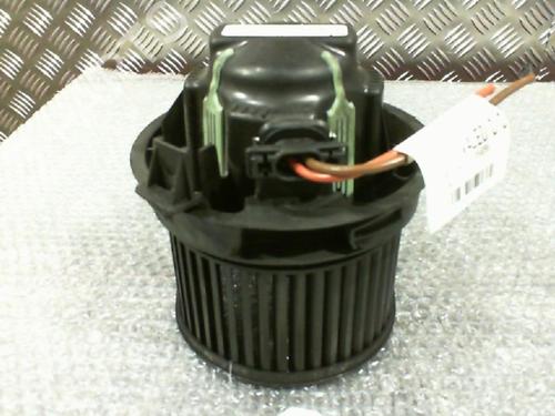 Gebläsemotor für PEUGEOT 207 (WA_, WC_) 1.6 HDi (90 hp) 24762692