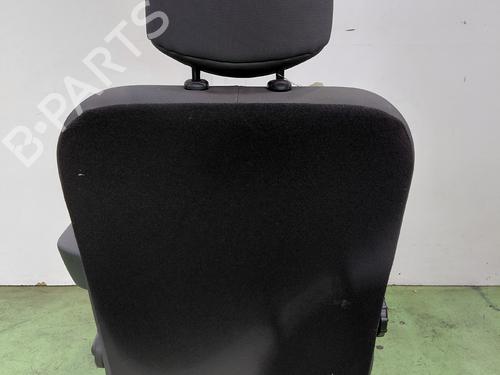 Stol høyre foran Stol høyre foran RENAULT MASTER III Van (FV) 2.3 dCi 165 RWD (FV0P, FV0U, FV10, FV12, FV1E) (163 hp) 36221740 36221740