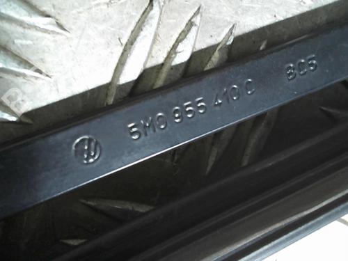 Used Front windshield wiper arm VW GOLF PLUS V (5M1, 521) 1.6 TDI (105 hp) 24740198