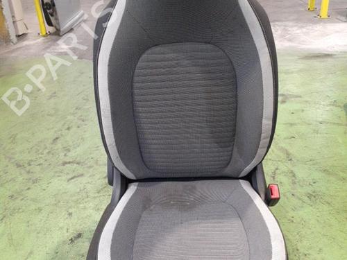 Left front seat RENAULT TWINGO III (BCM_, BCA_) 1.0 SCe 75 | BP24757177C15 - Image 3