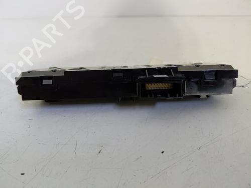 Used Warning switch Warning switch RENAULT CLIO V (B7_) 1.0 TCe 90 (B7MT) (91 hp) 33041060 33041060