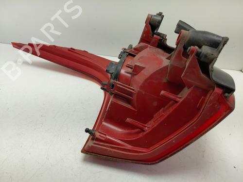 Used Right taillight Right taillight PEUGEOT 5008 (0U_, 0E_) 1.6 HDi (114 hp) 33052189 33052189