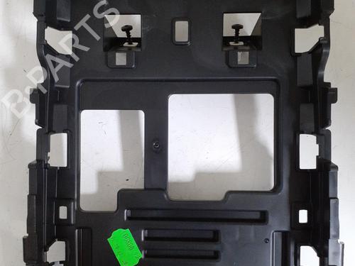 display-monitor-renault-megane-iv-hatchback-b9amn_-2015-26503330 main image