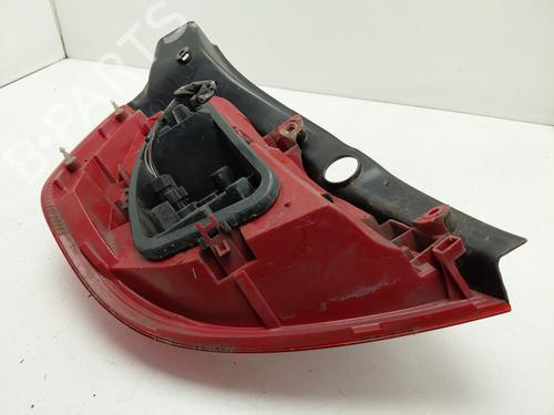 Used Right taillight Right taillight RENAULT CLIO III Hatchback Van (SB_, SR_) [2005-2026] 33011863 33011863