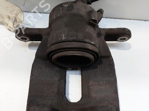 right-front-brake-caliper-renault-megane-iv-hatchback-b9amn_-2015-29083118 main image