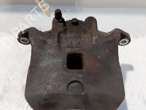 right-front-brake-caliper-nissan-juke-f15-2010-2011-2012-2013-2014-2015-2016-2017-2018-2019-29319918 main image