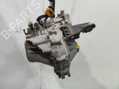 Used Gearbox Gearbox VOLVO V70 I (875, 876) 2.5 TDI (140 hp) 33166484 33166484