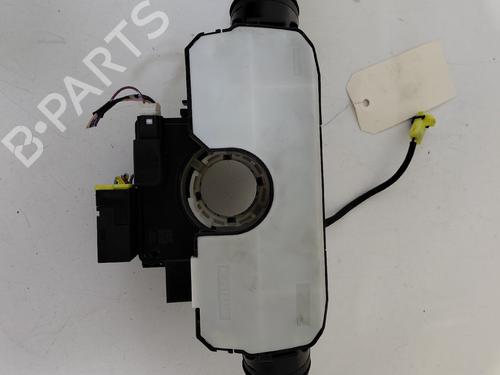 Mando intermitentes / limpia Mando intermitentes / limpia NISSAN JUKE (F15) 1.2 DIG-T (115 hp) 35779608 35779608