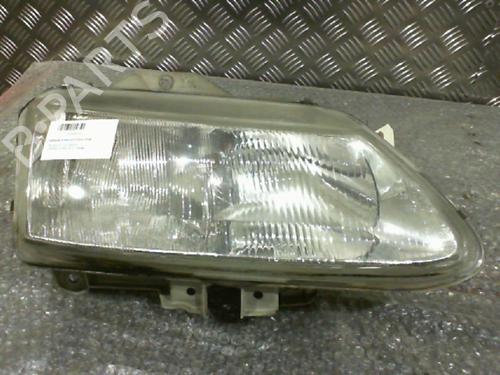 Right headlight RENAULT ESPACE III (JE0_) 2.2 12V TD (JE0E, JE0H, JE0P) | BP25263107C29 