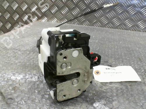 Used Front left lock FIAT 500 (312_) 1.2 (312AXA1A) (69 hp) 24755567