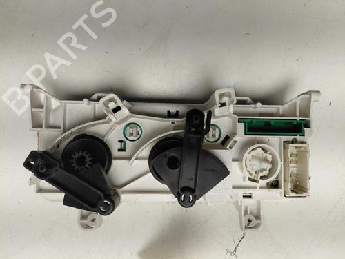 climate-control-renault-clio-iii-br01-cr01-2005-2006-2007-2008-2009-2010-2011-2012-2013-2014-37165057 main image