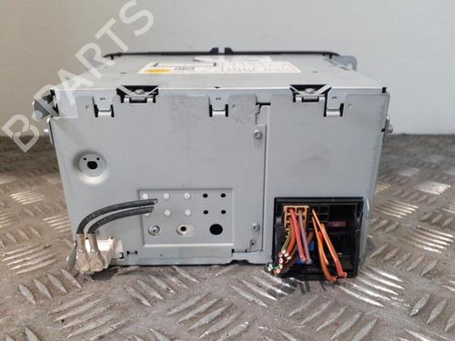 Used Radio VW GOLF VI (5K1) 1.6 TDI (105 hp) 24756881