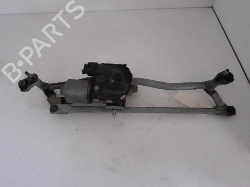 Used Front wiper motor AUDI A3 (8P1) 2.0 TDI (170 hp) 26693015