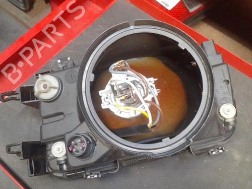 Used Right headlight Right headlight AUDI 80 B4 Saloon (8C2) 1.9 TD (75 hp) 33290996 33290996