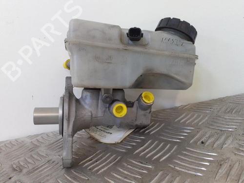 brake-master-cylinder-renault-clio-iv-bh_-2012-2013-2014-2015-2016-2017-2018-2019-2020-2021-24748711 main image
