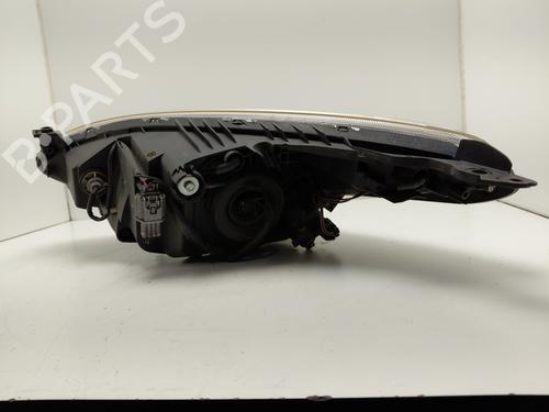 Used Right headlight Right headlight MAZDA 2 (DE_, DH_) 1.3 MZR (DE3FS) (84 hp) 30692397 30692397