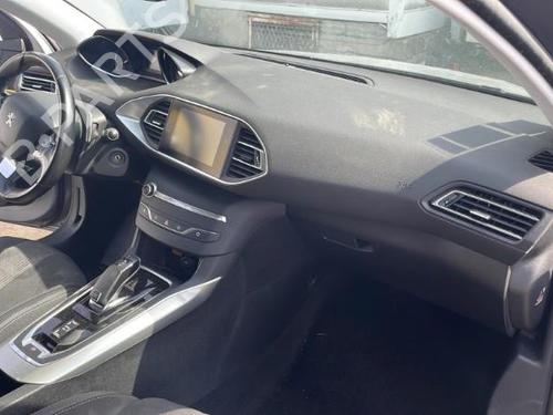 Left tailgate light PEUGEOT 308 SW II (LC_, LJ_, LR_, LX_, L4_) 1.5 BlueHDi 130 | BP28314741C79 