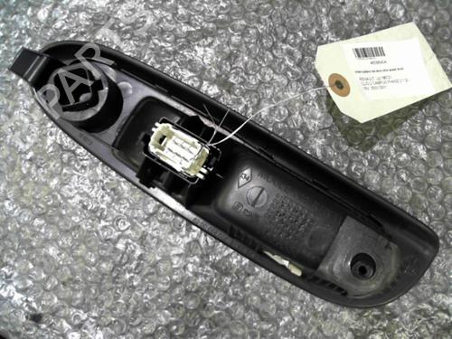 Used Right front window switch Right front window switch RENAULT CLIO II (BB_, CB_) 1.2 16V (BB05, BB0W, BB11, BB27, BB2T, BB2U, BB2V, CB05,... (75 hp) 24765428 24765428