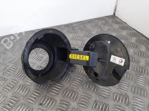 Used Fuel flap PEUGEOT 3008 I MPV (0U_) 2.0 HDi Hybrid4 (163 hp) 24767804