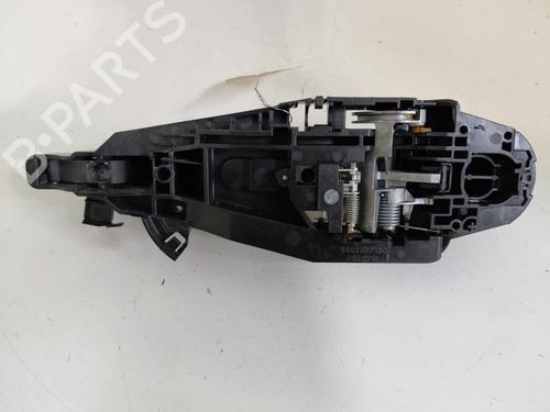 Used Rear right exterior door handle Rear right exterior door handle 30457458 30457458