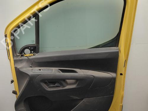 right-front-door-citroen-berlingo-box-bodympv-k9-2018-37754561 main image