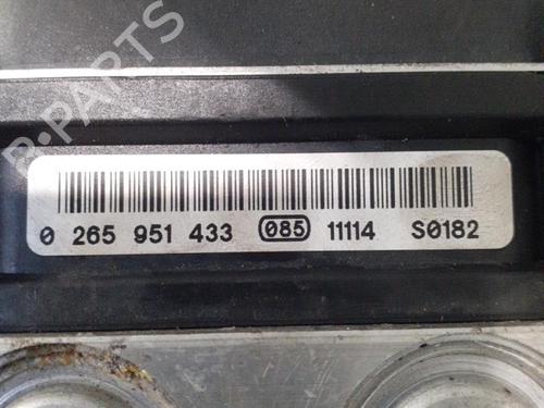 ABS pump PEUGEOT 3008 I MPV (0U_) 1.6 HDi | BP24752039M43 