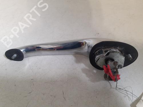 Used Front right exterior door handle Front right exterior door handle 25023325 25023325