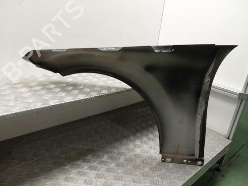 right-front-fenders-mercedes-benz-c-class-w204-2007-2008-2009-2010-2011-2012-2013-2014-2015-33047034 main image