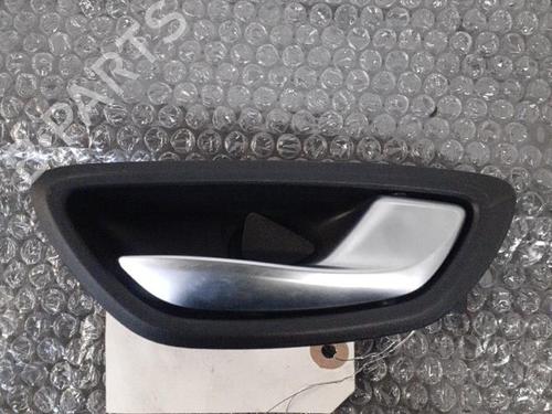 Høyre bak invendig håndtak RENAULT MEGANE IV Hatchback (B9A/M/N_) 1.5 Blue dCi 115 (B9A6) (116 hp) 24749967