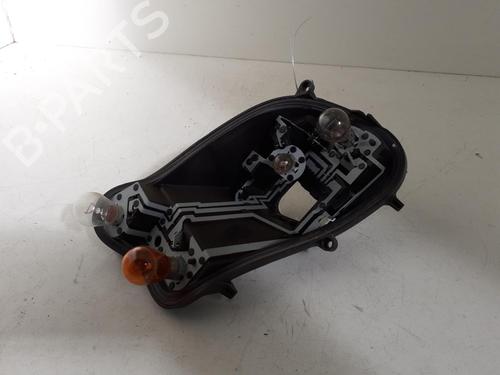 Used Lamp holder CITROËN C4 II (NC_) 1.2 THP 130 (NCHNYM, NCHNYT) (130 hp) 31211749