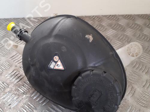Used Expansion tank MERCEDES-BENZ C-CLASS (W205) C 220 BlueTEC / d (205.002, 205.004) (170 hp) 24764440