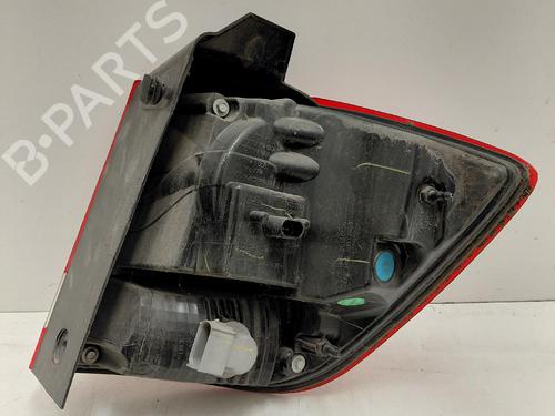 left-taillight-fiat-freemont-345_-2011-36481059 main image