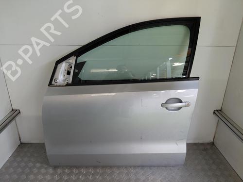 Used Left front door Left front door 38065910 38065910